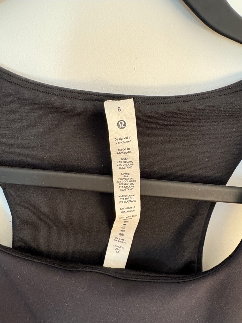 lululemon athletica Black Scoop Neck Performance Tank built-in bra - Picture 2 of 6